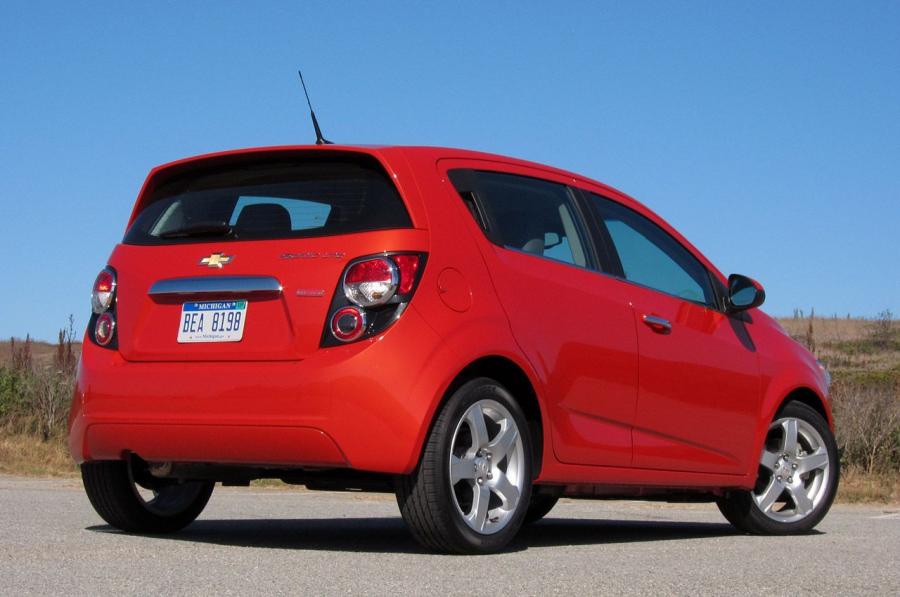  Chevrolet Sonic 2012 года  (фото 51 из 66)